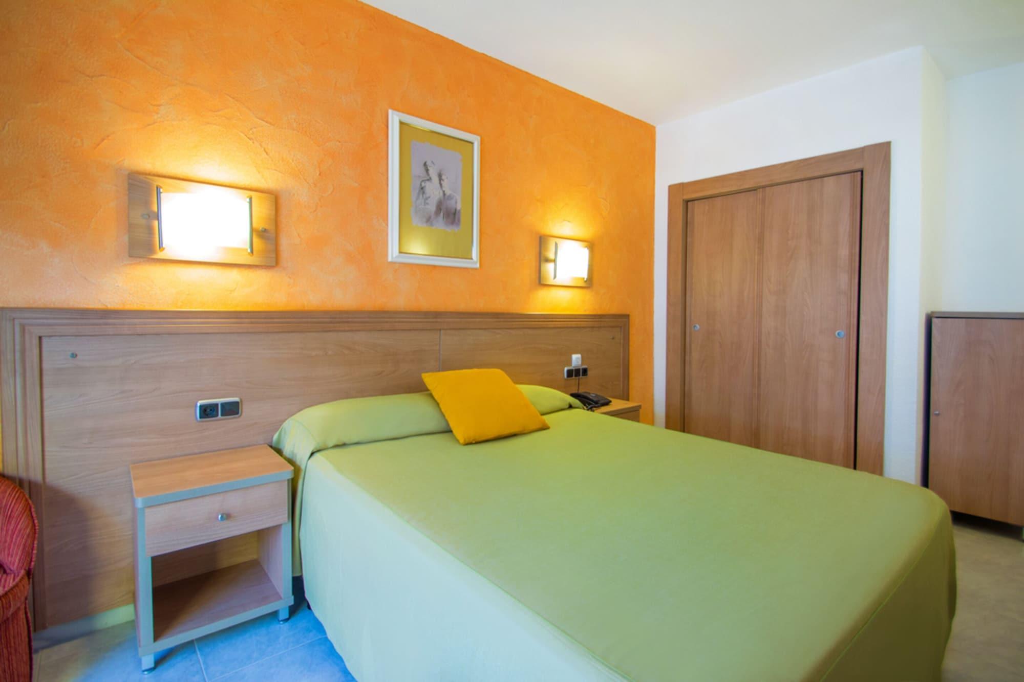 Hotel Servigroup Papa Luna Пеніскола Екстер'єр фото