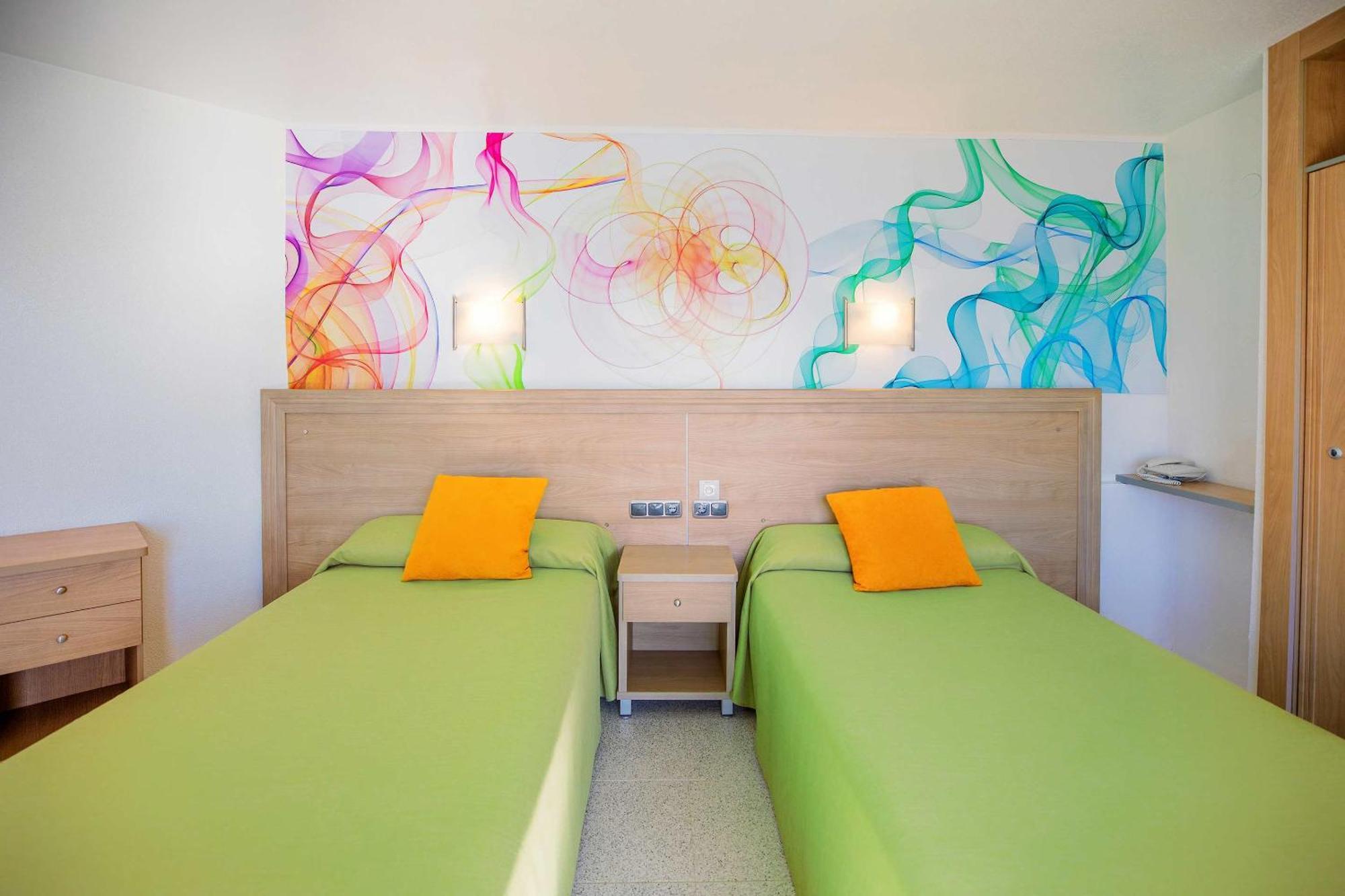 Hotel Servigroup Papa Luna Пеніскола Номер фото
