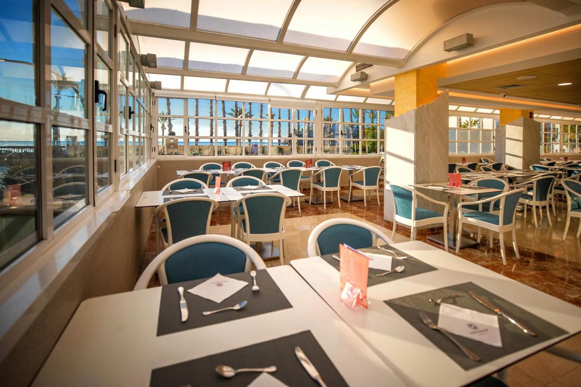 Hotel Servigroup Papa Luna Пеніскола Екстер'єр фото