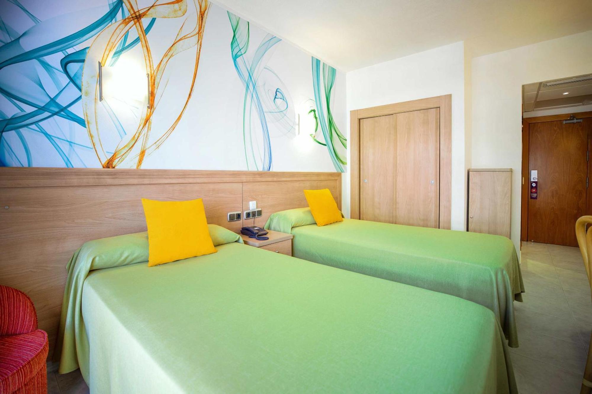 Hotel Servigroup Papa Luna Пеніскола Номер фото