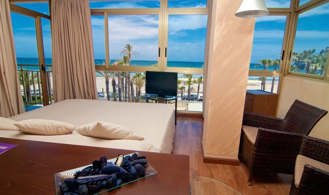 Hotel Servigroup Papa Luna Пеніскола Екстер'єр фото
