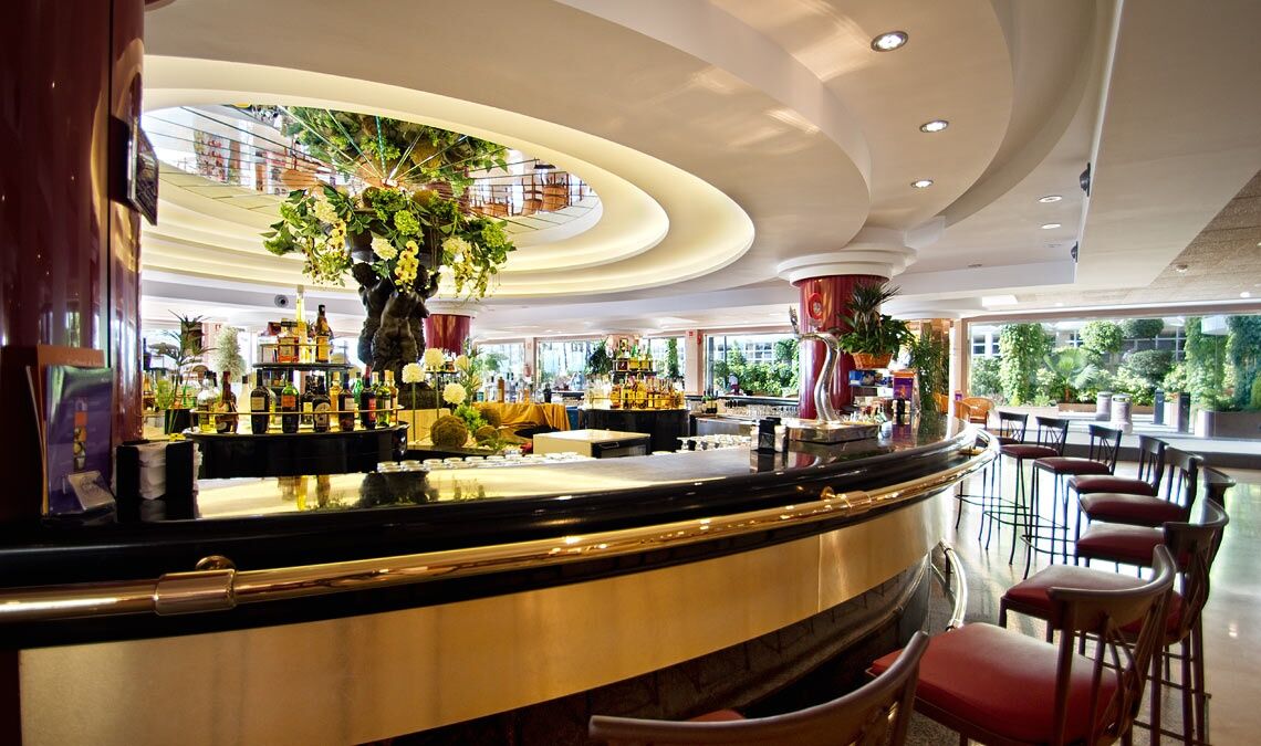 Hotel Servigroup Papa Luna Пеніскола Екстер'єр фото
